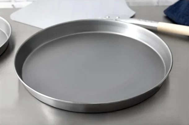 Deep Dish Pizza Pan 14
